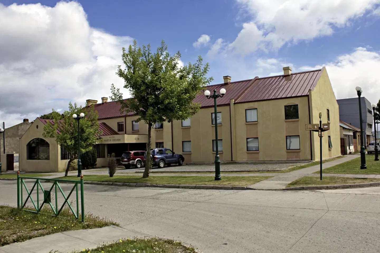 Martin Gusinde EXTERIOR