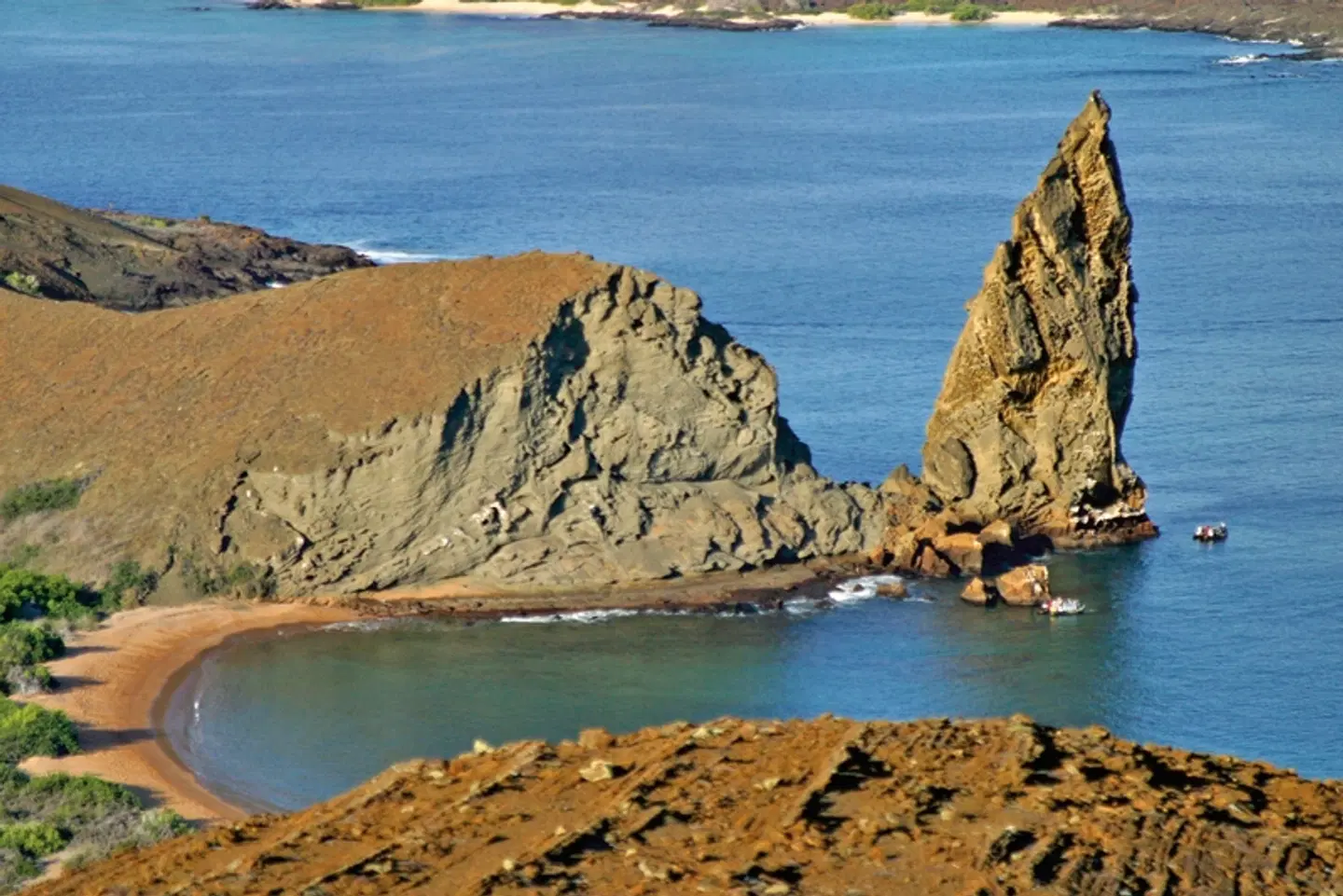 Galápagos Island Hopping LANDSCAPE