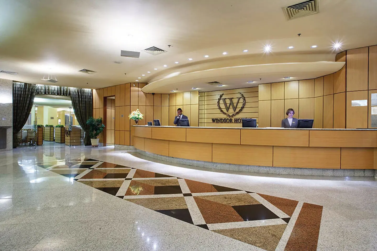 Windsor Plaza LOUNGE_LOBBY