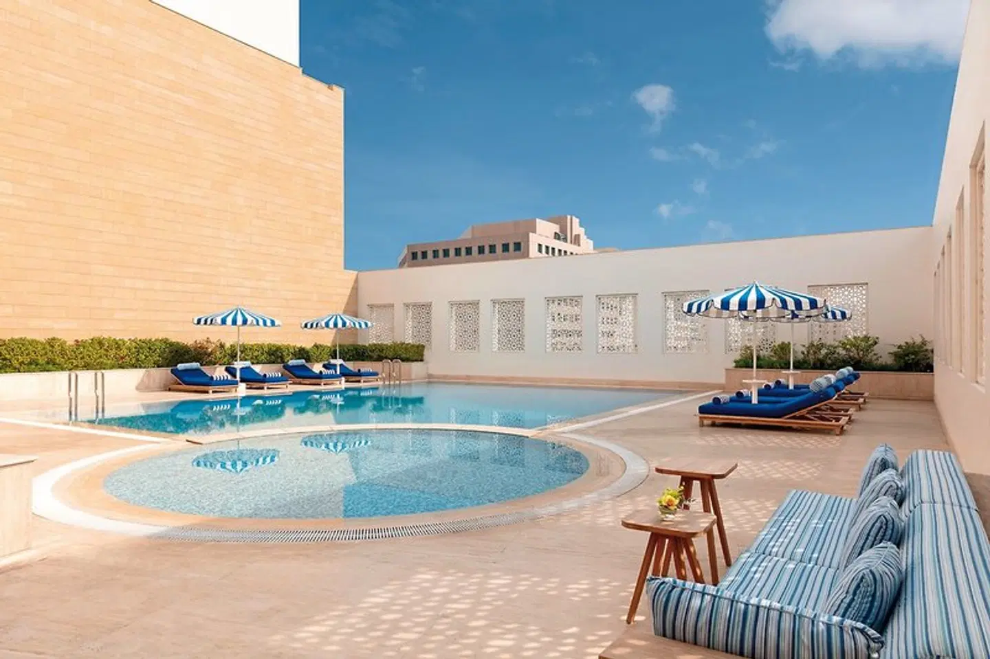 Al Najada Doha Hotel by Tivoli OUTDOOR_POOL
