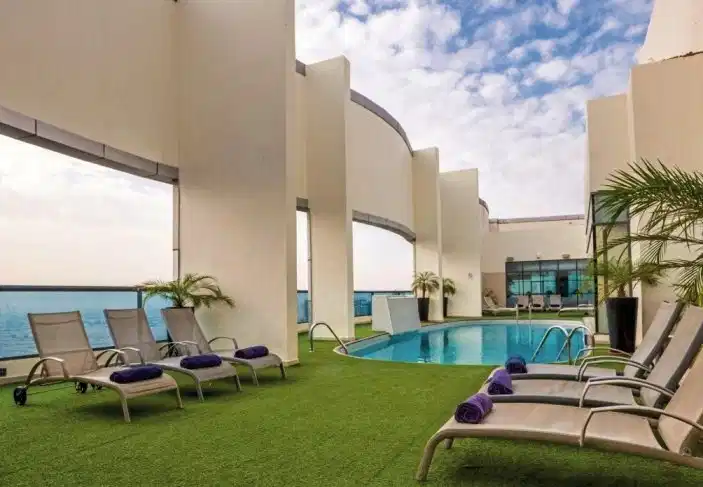 First Central Hotel Suites – Hotelfoto