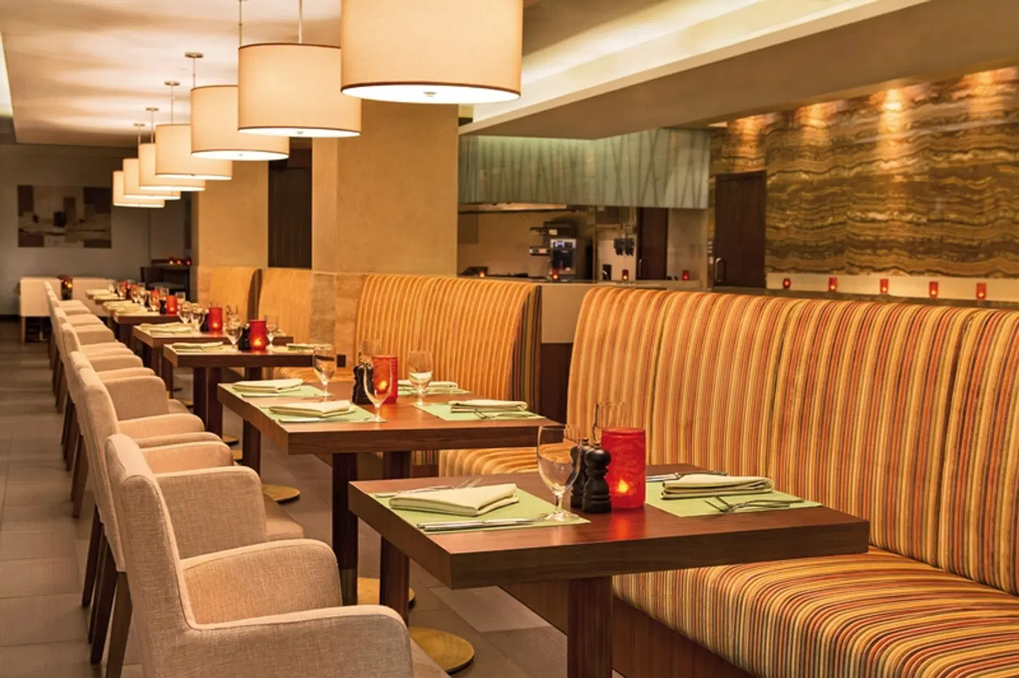 Doubletree by Hilton Dubai - Al Barsha Restaurant