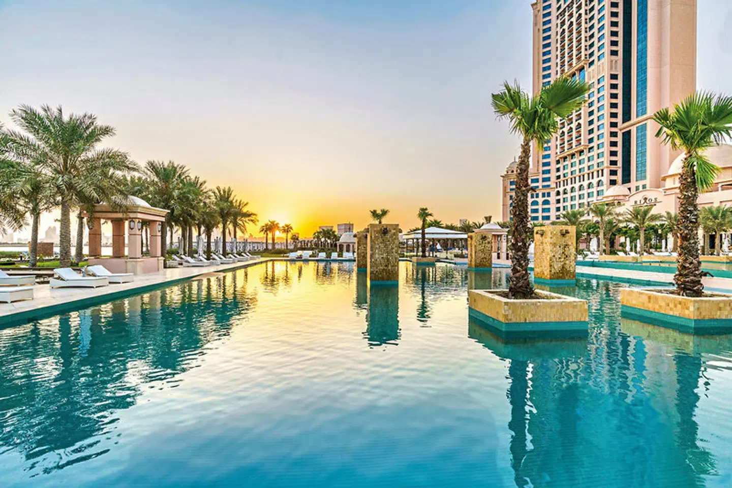 Rixos Marina Abu Dhabi OUTDOOR_POOL