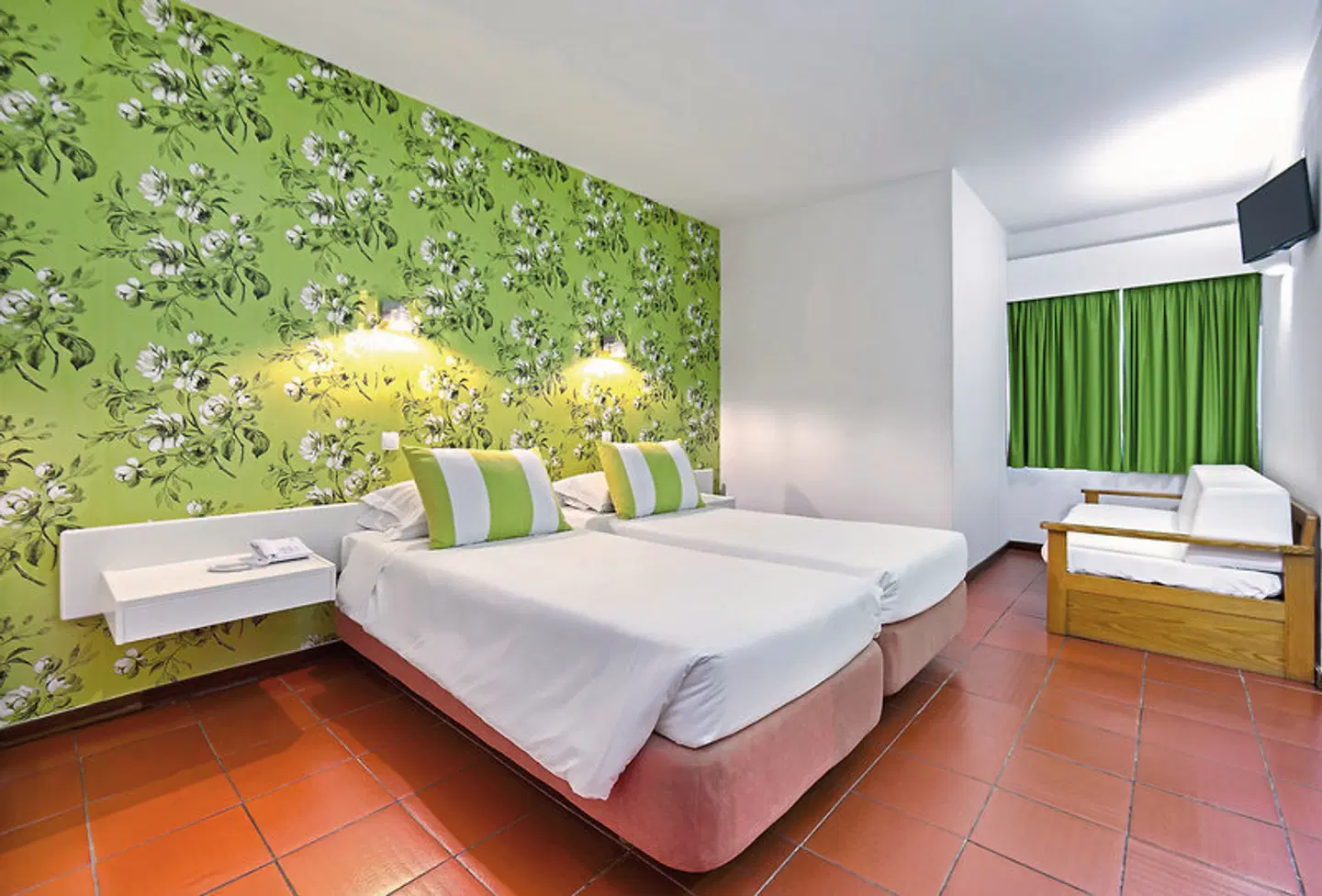 Praia Dourada ROOM_EXAMPLE