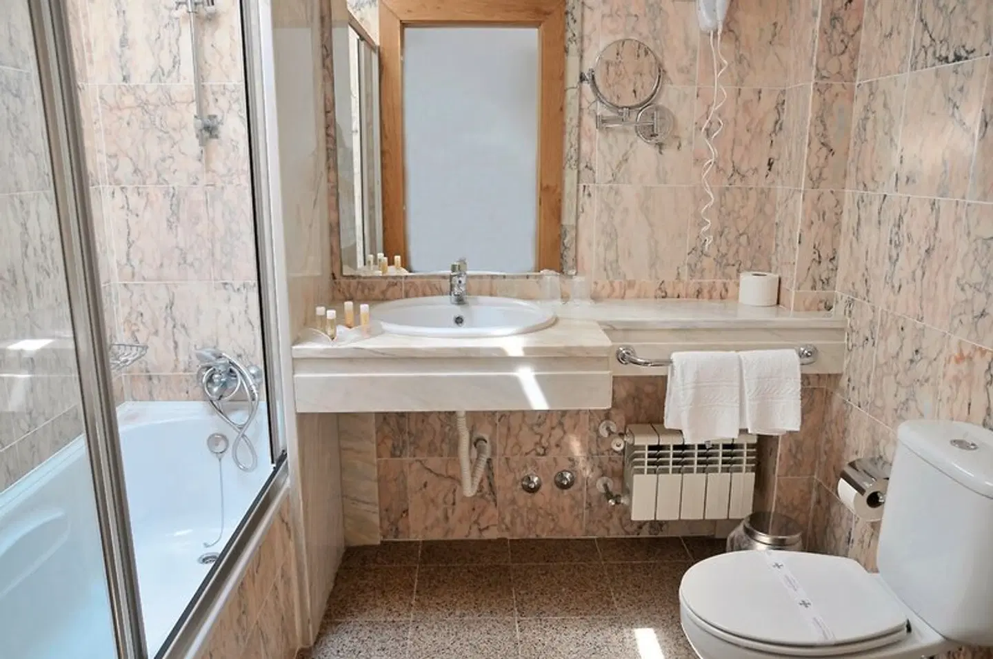 Miramar Hotel & Spa Badezimmer