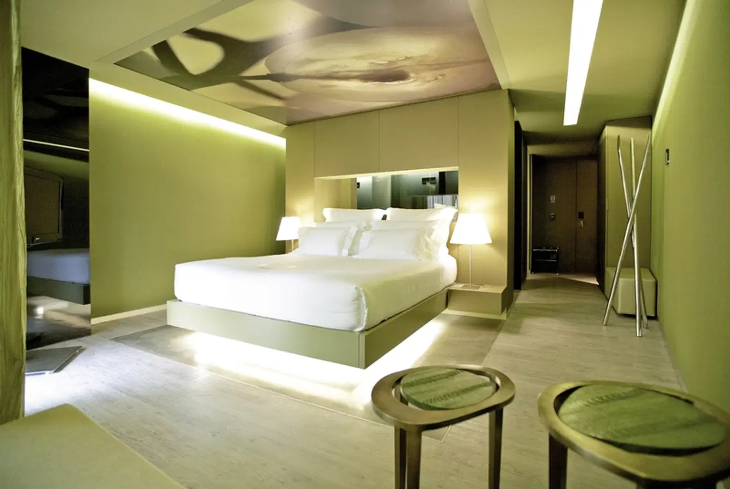 The Vine ROOM_EXAMPLE