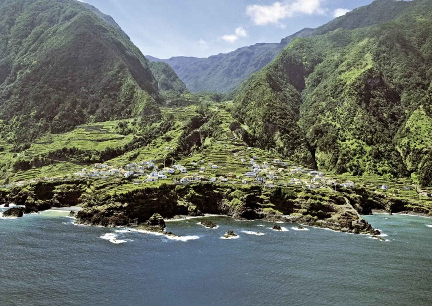 Madeira - Grüne Trauminsel im Atlantik LANDSCAPE