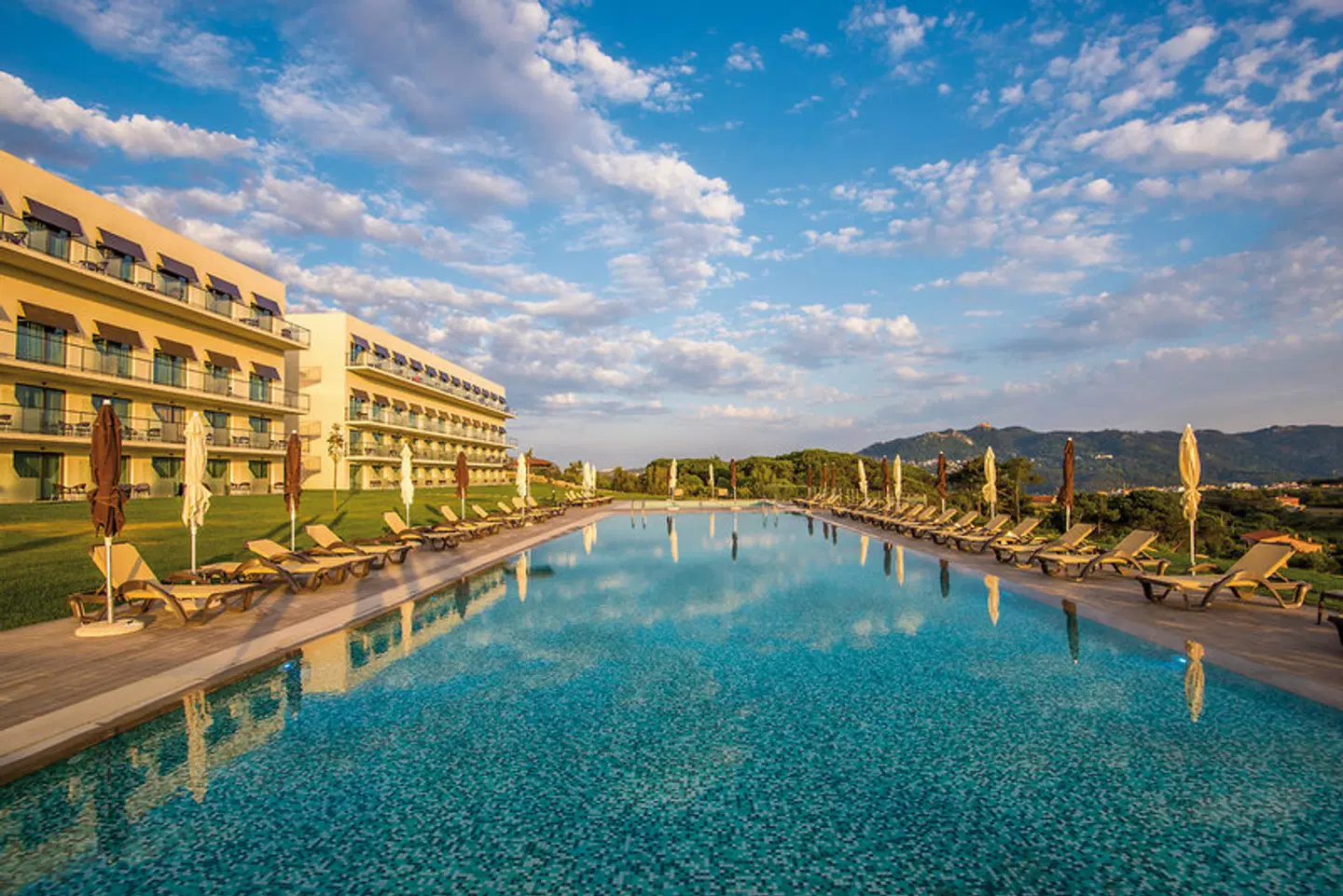 Vila Galé Sintra OUTDOOR_POOL