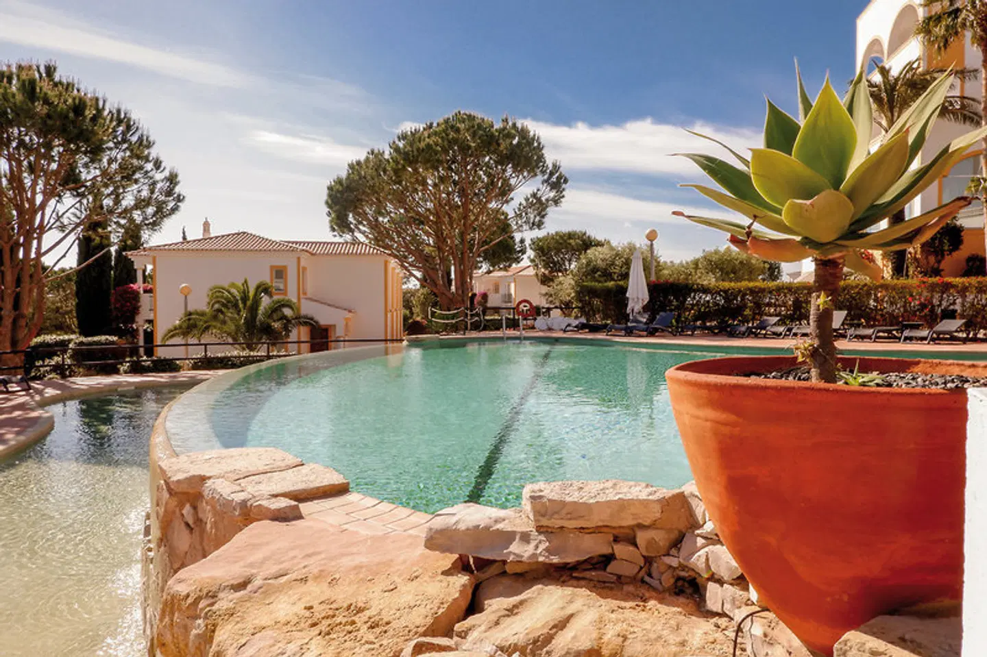 Vale d'El Rei Hotel & Villas OUTDOOR_POOL