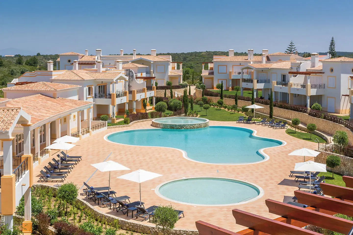 NAU Salema Beach Village EXTERIOR