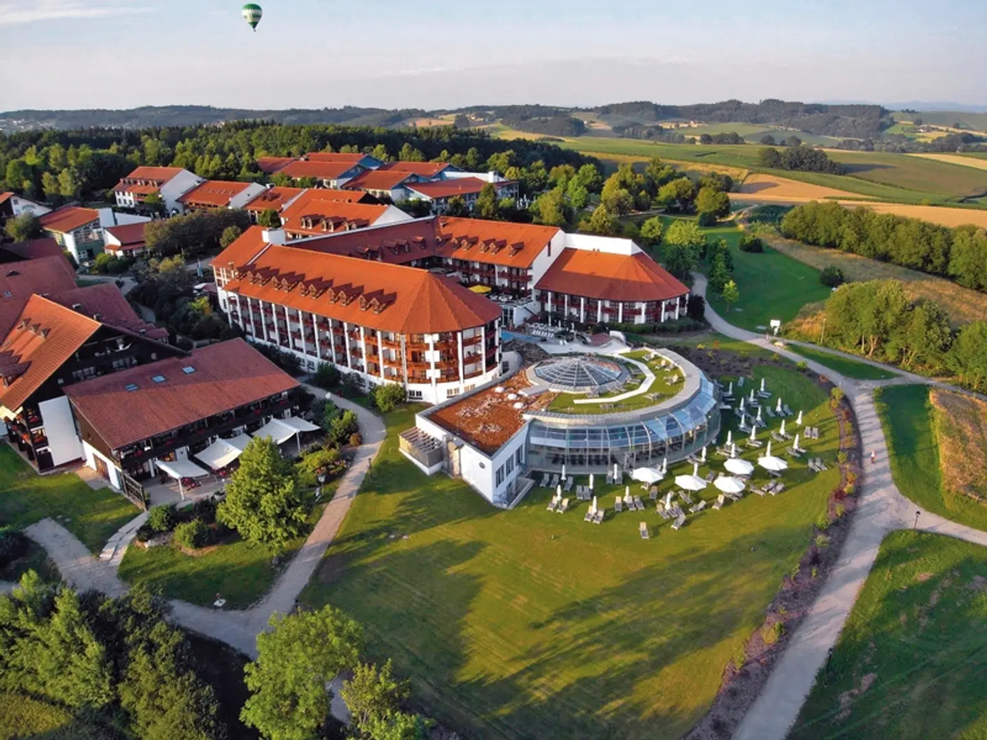 Wellness- & Golfhotel Fürstenhof EXTERIOR