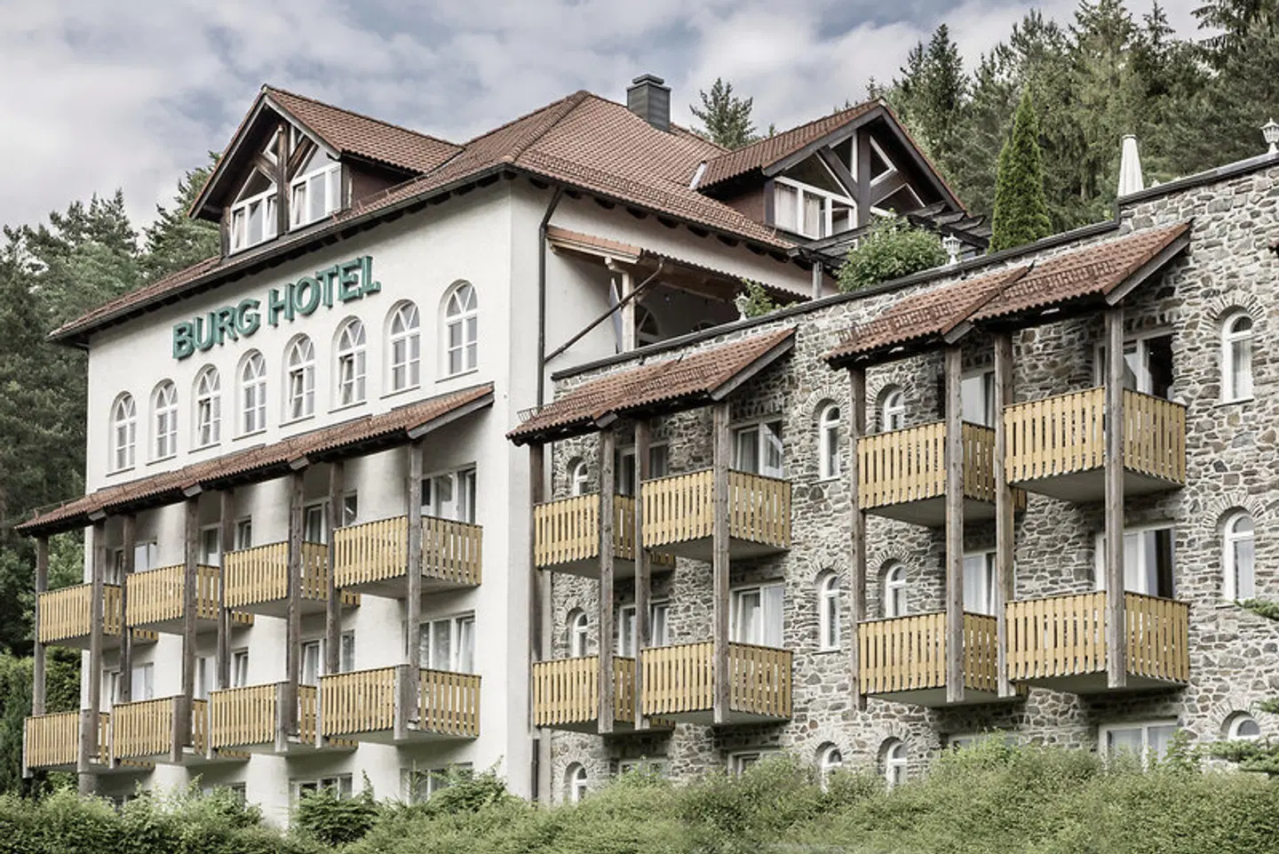 Donna Burghotel am Hohen Bogen EXTERIOR