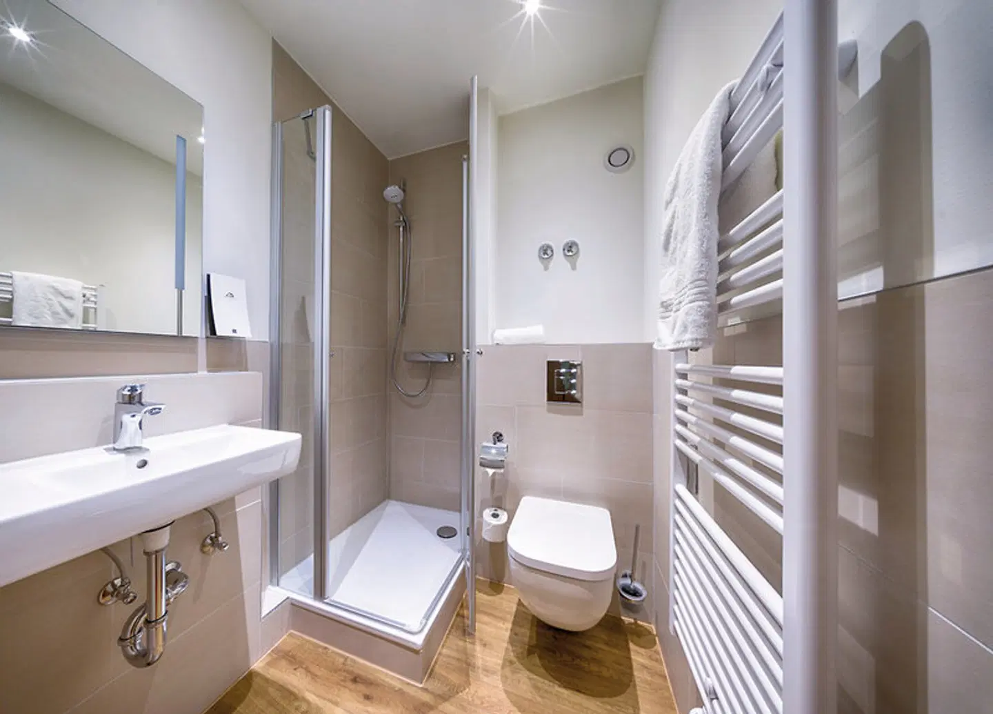 Ringhotel Mönchs Waldhotel Badezimmer
