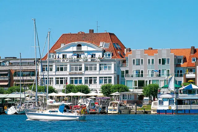 Hotel Deutscher Kaiser EXTERIOR