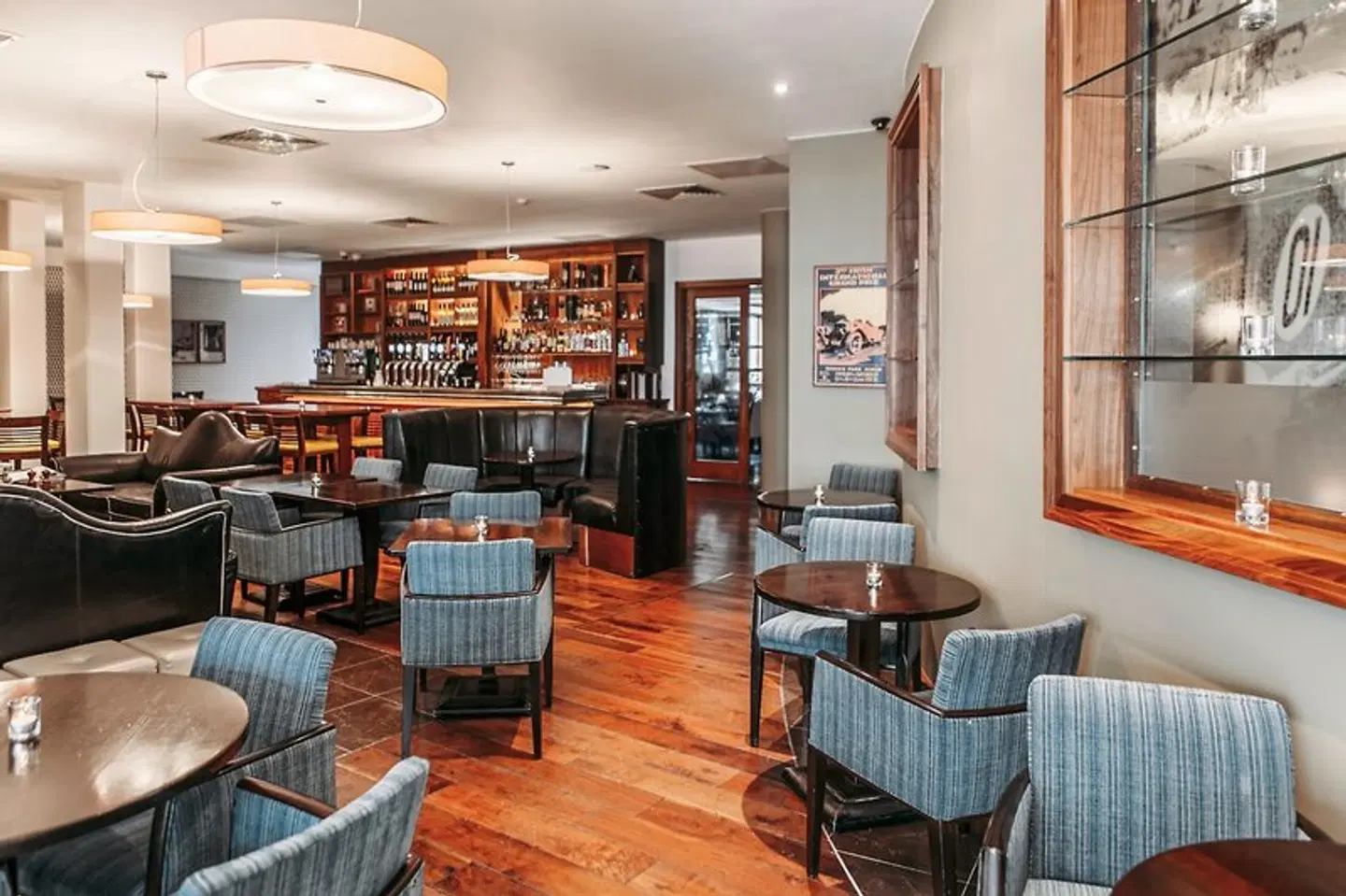 Pembroke Hotel Bar