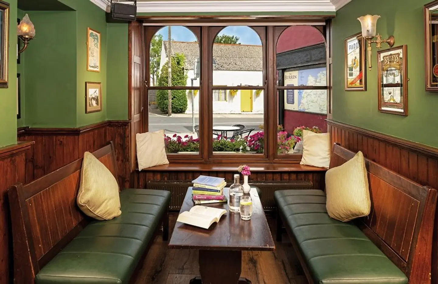 Hylands Burren ROOM_EXAMPLE