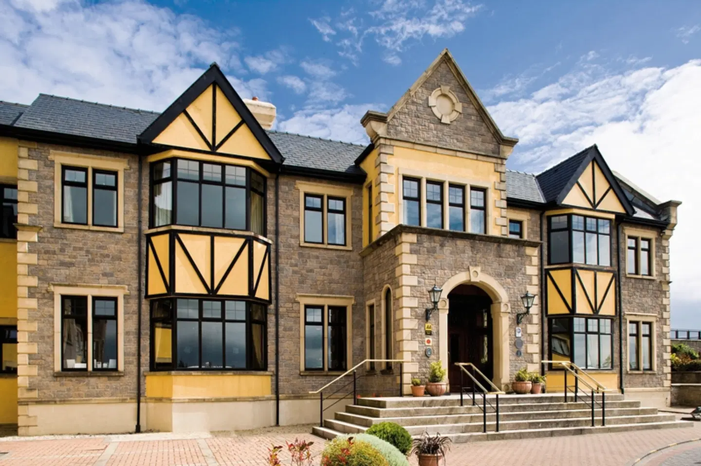 Knockranny House Hotel & Spa EXTERIOR