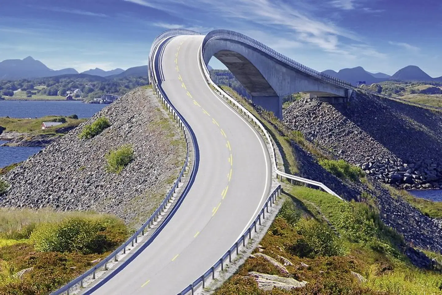 Imposantes Fjordland OUTDOOR_POOL