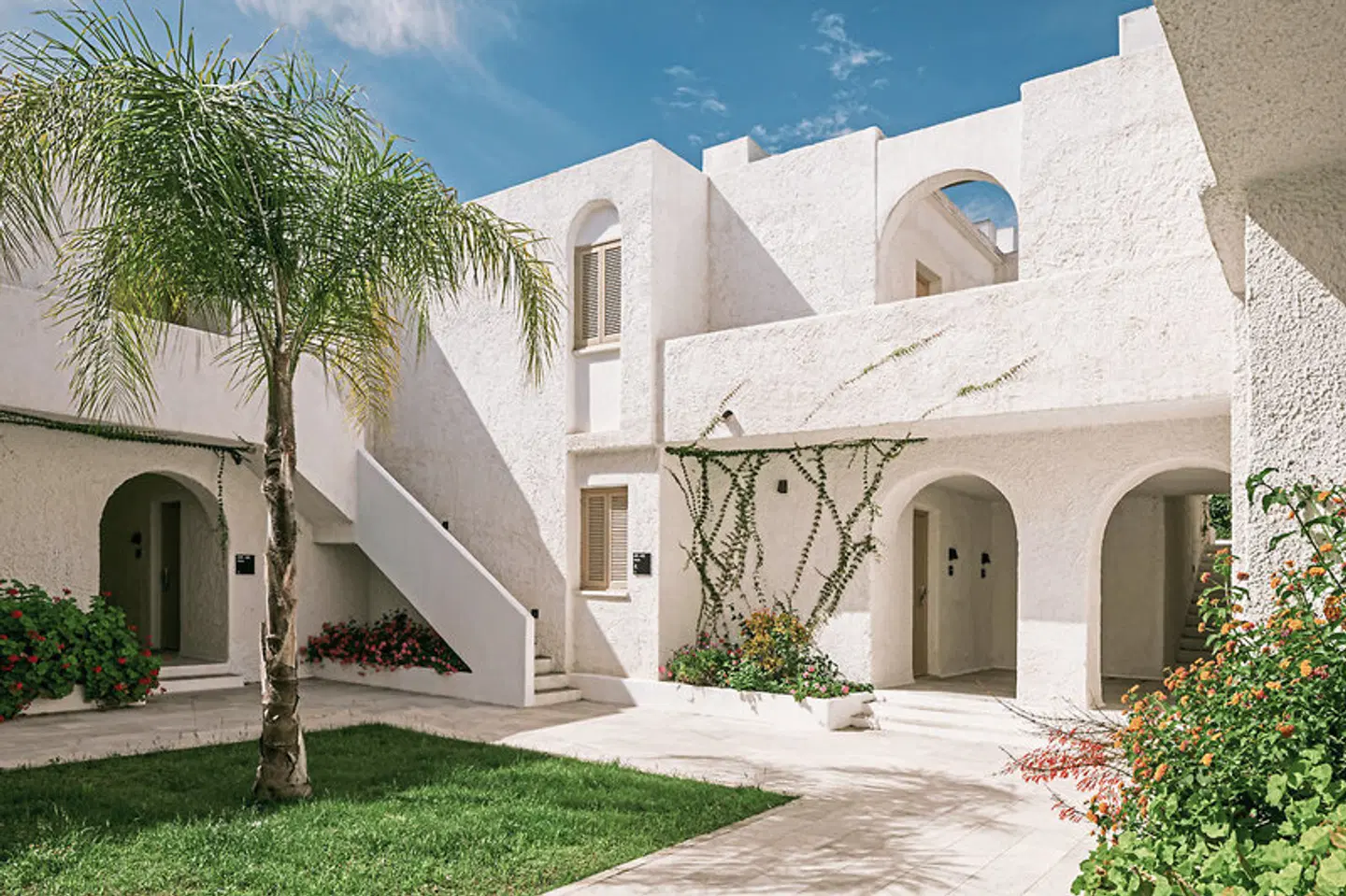 Mangia's Pollina Resort EXTERIOR