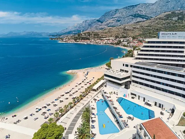Medora Auri Family Beach Resort OUTDOOR_POOL
