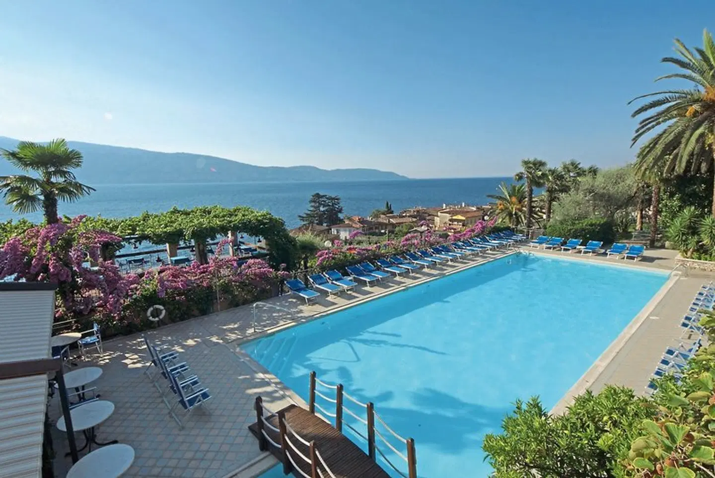 Palazzina OUTDOOR_POOL