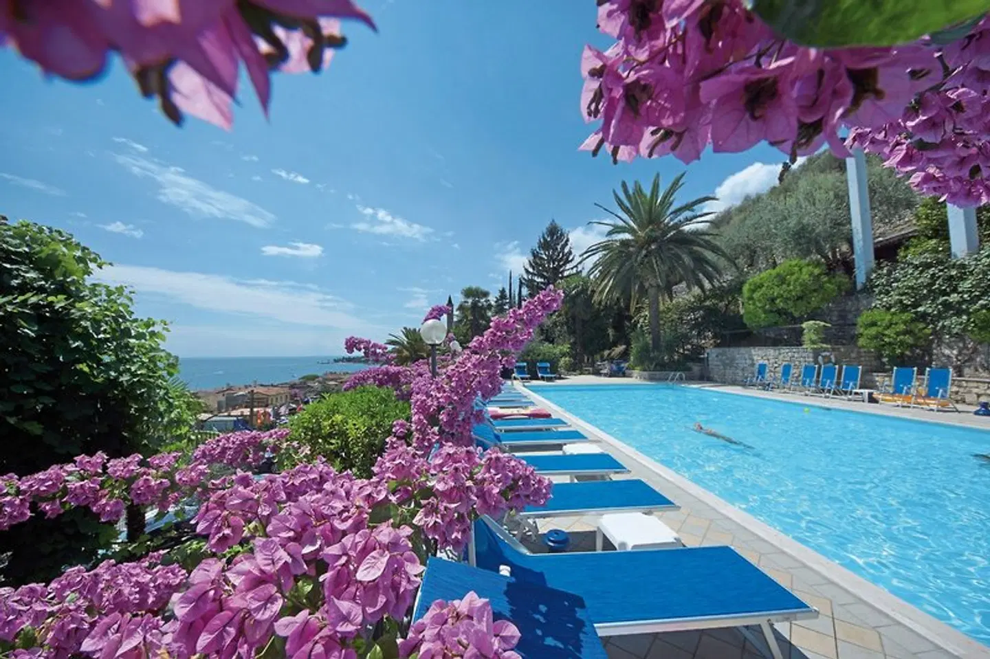 Palazzina OUTDOOR_POOL