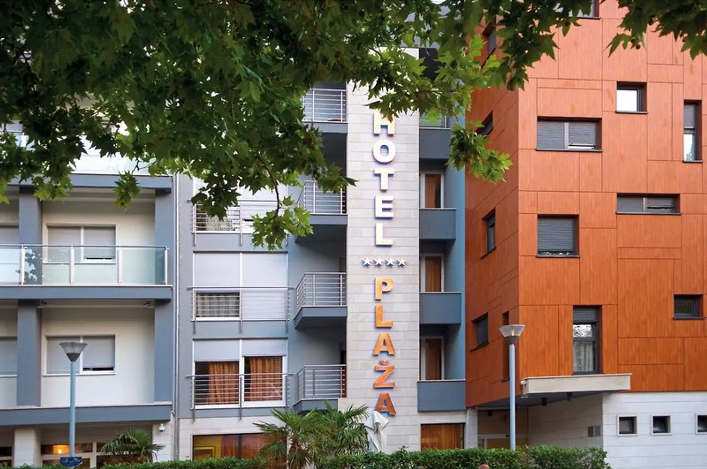 Hotel Plaza Omis EXTERIOR