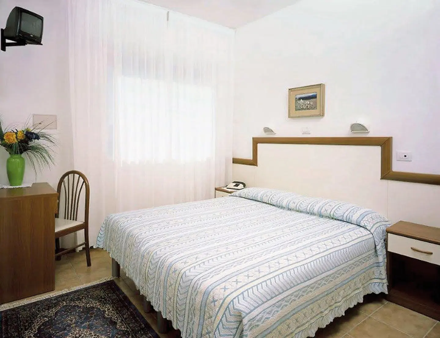 Bolivar ROOM_EXAMPLE