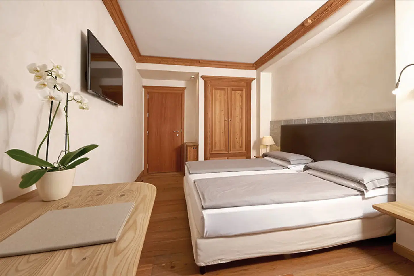 Rezia ROOM_EXAMPLE