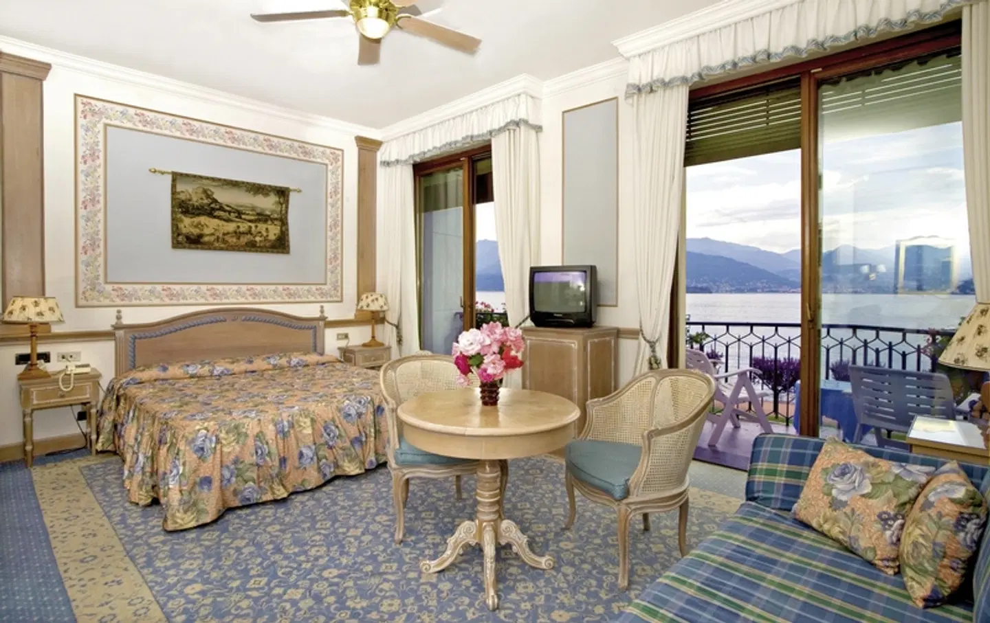 Astoria ROOM_EXAMPLE