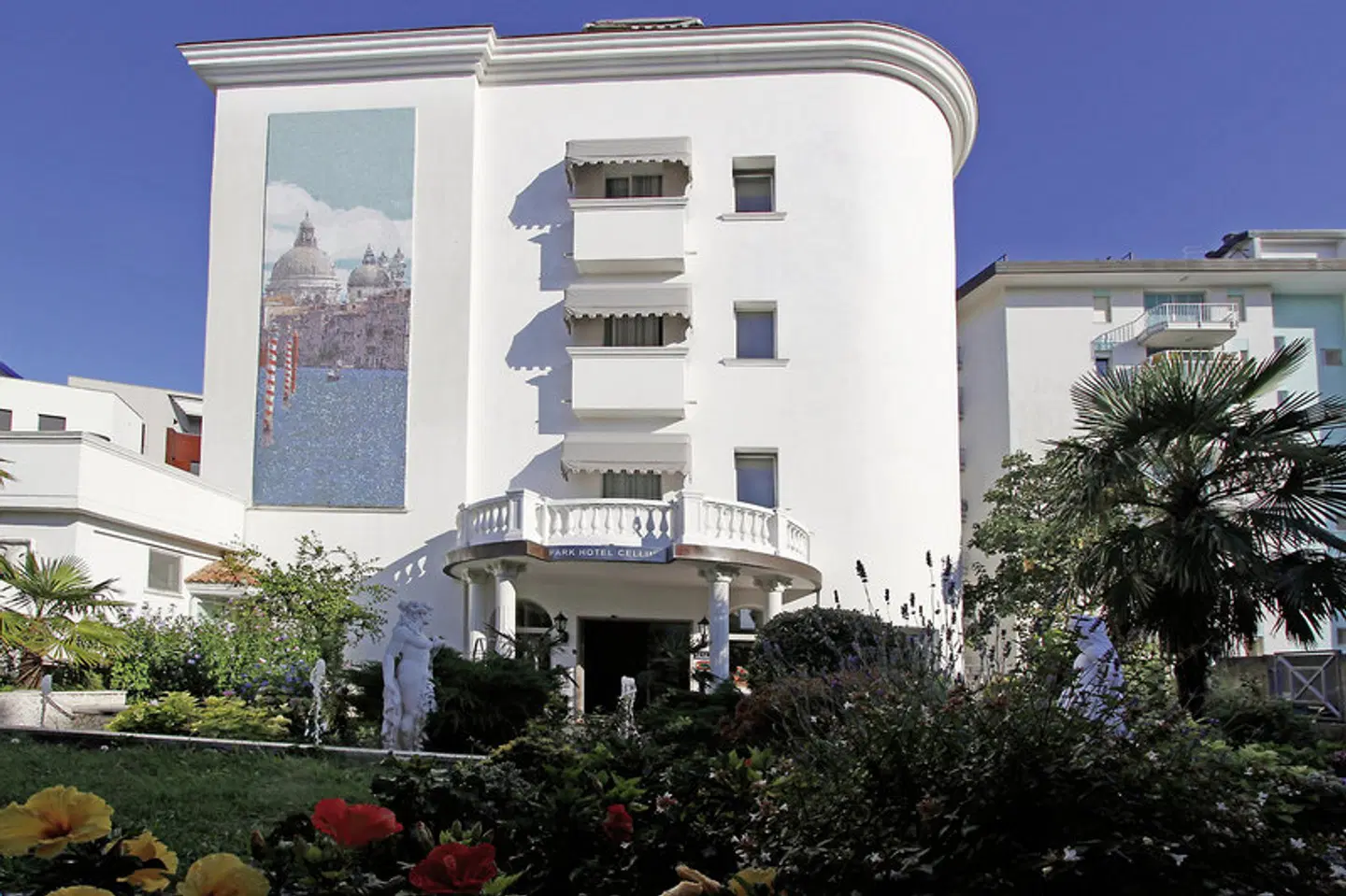Park Hotel Cellini EXTERIOR