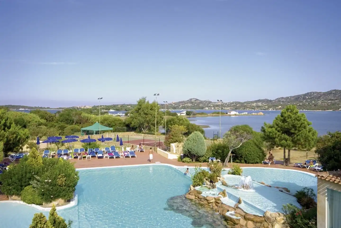 Colonna Du Golf Pool