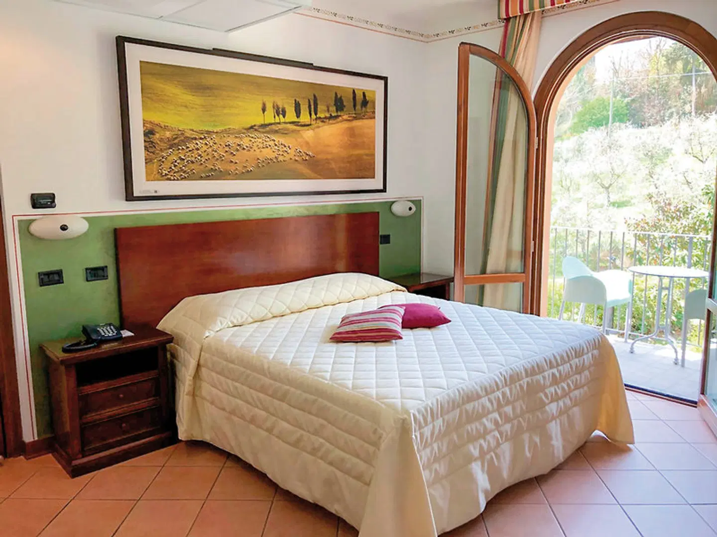 Hotel Sovestro ROOM_EXAMPLE