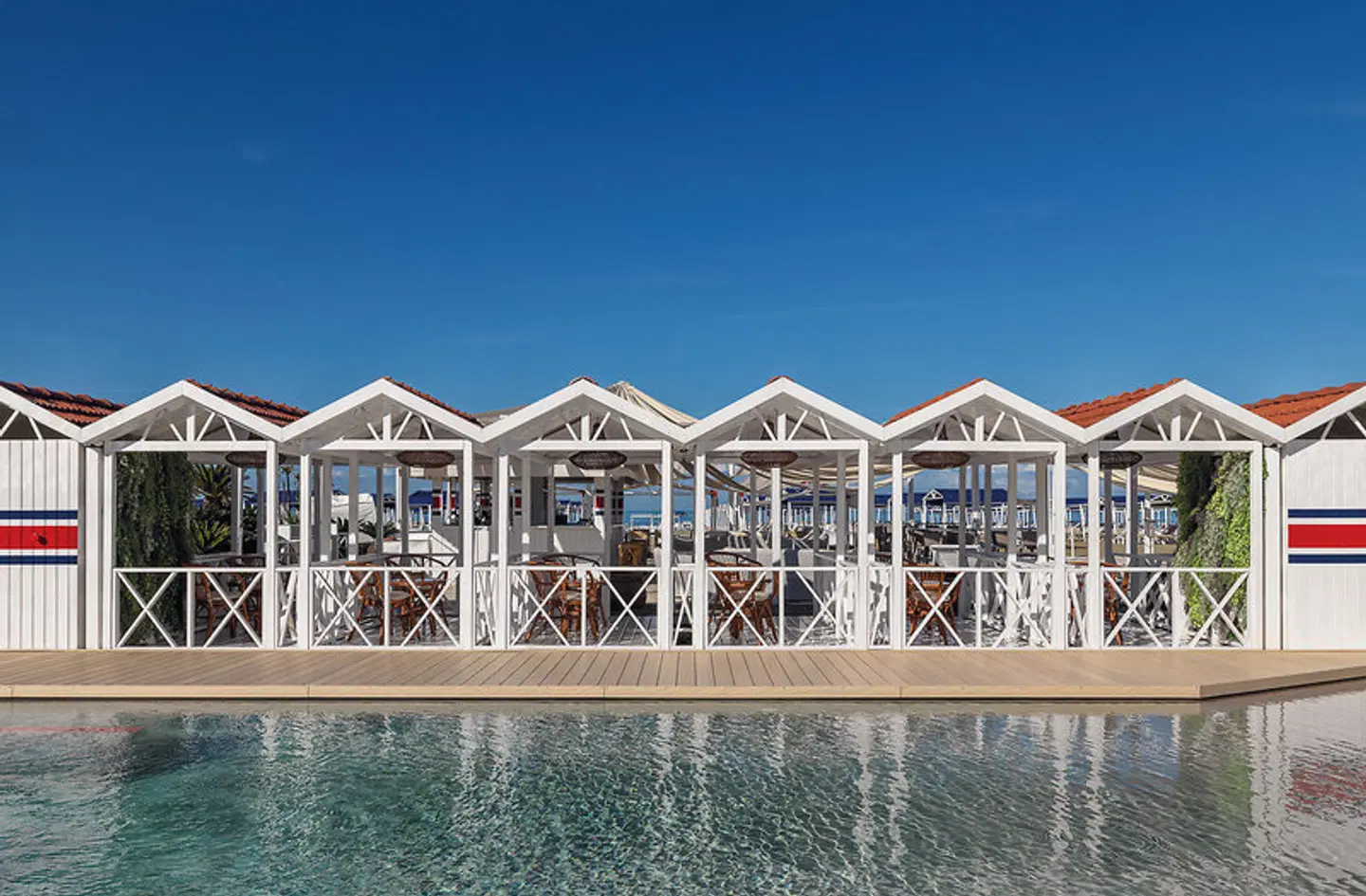 Augustus Hotel & Resort EXTERIOR