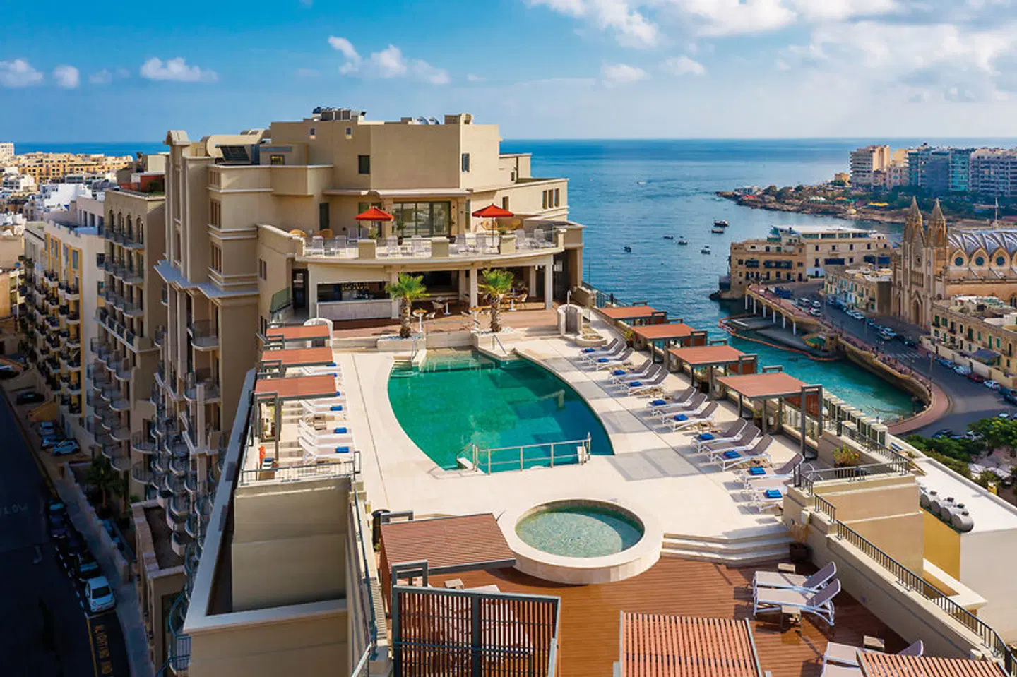Malta Marriott Resort & Spa OUTDOOR_POOL