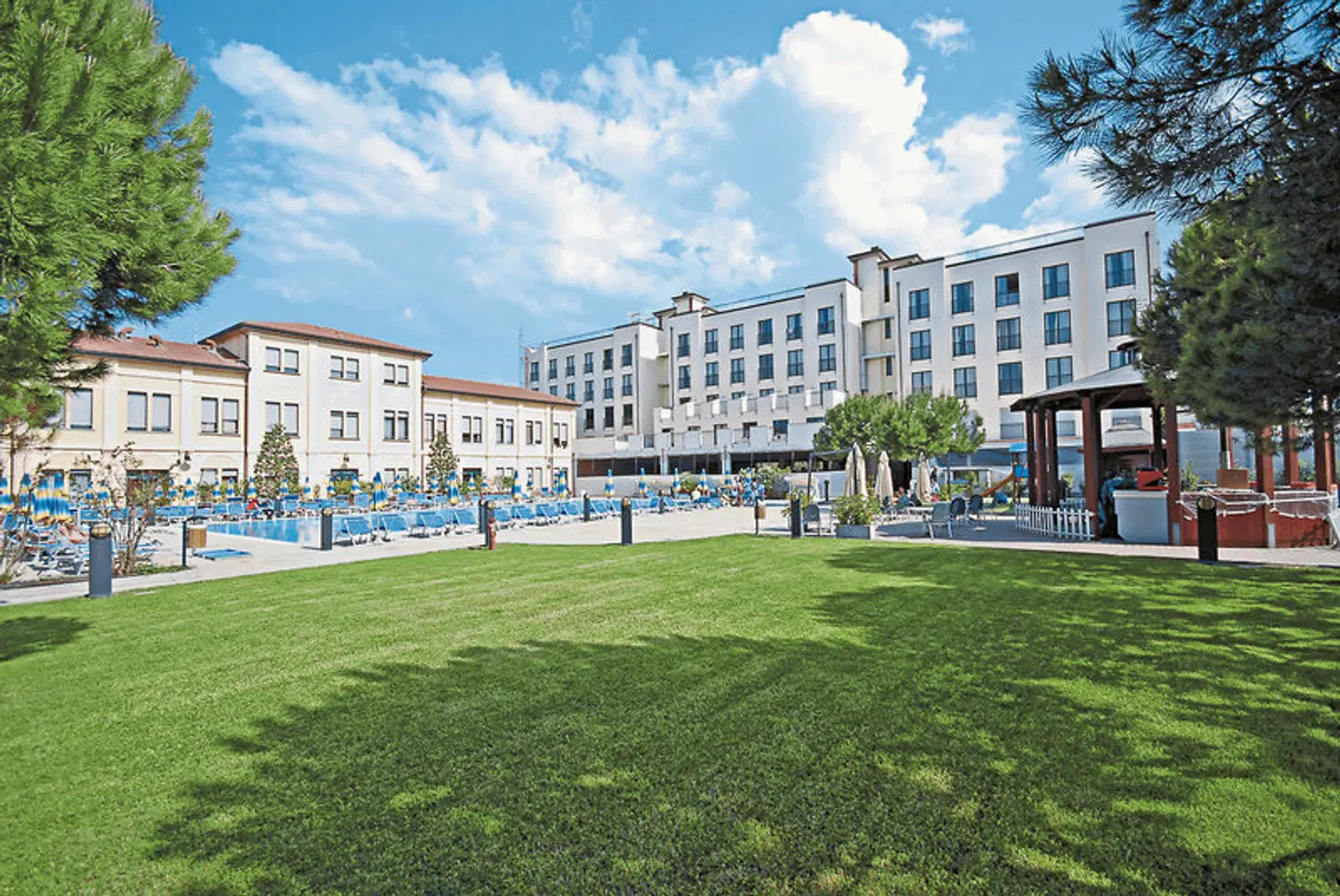 Club Hotel Dante EXTERIOR