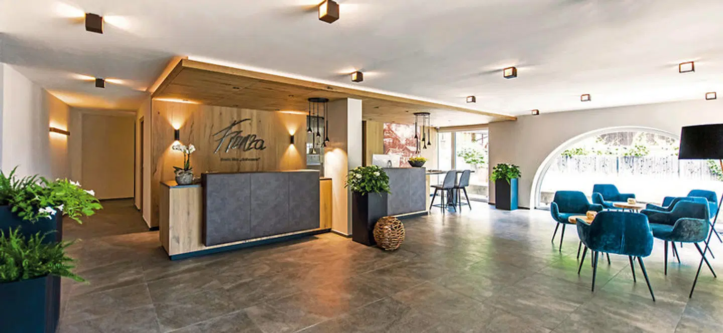 Fronza LOUNGE_LOBBY