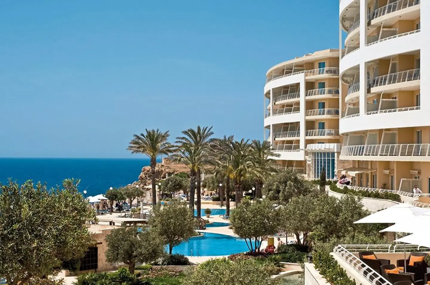 Radisson Blu Resort & Spa Golden Sands EXTERIOR