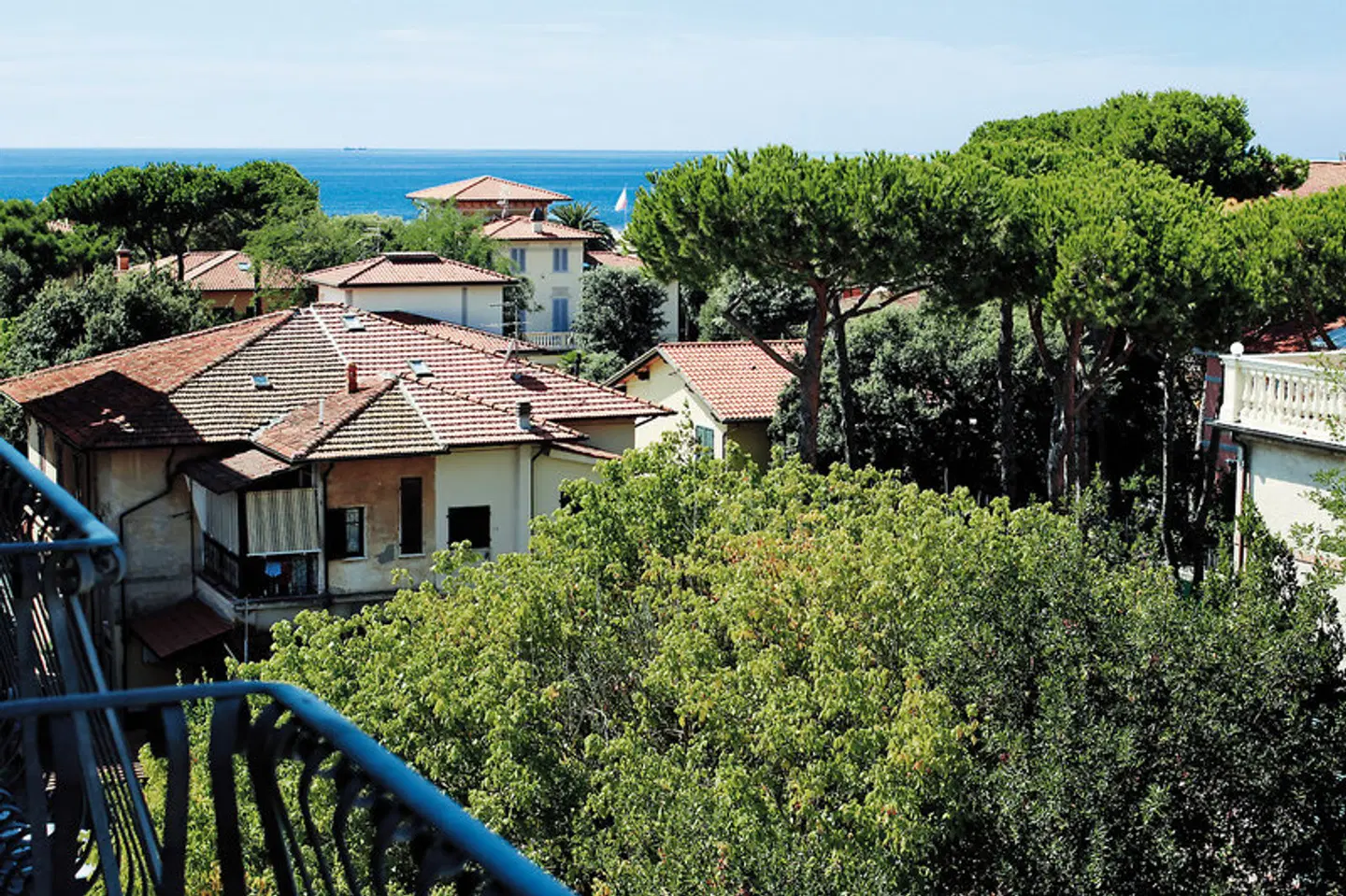 La Pigna EXTERIOR