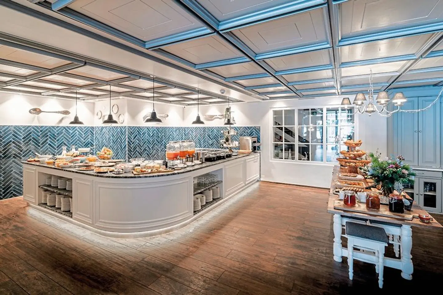 Le Mirabeau Resort & Spa Restaurant