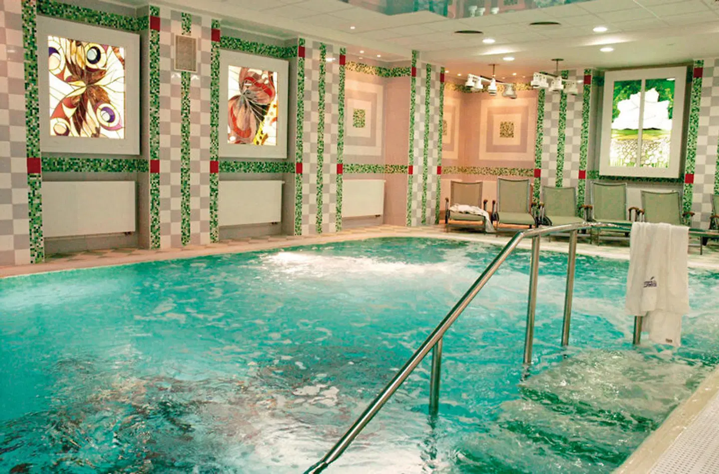 Ensana Butterfly Health Spa Hotel Hallenbad