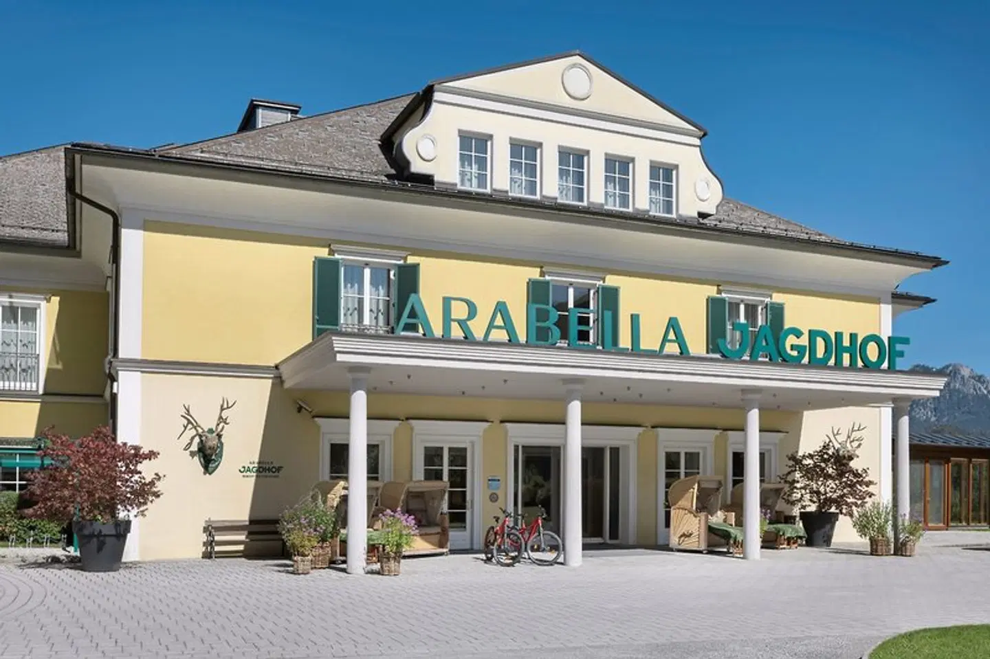 Arabella Jagdhof Resort am Fuschlsee, a Tribute Portfolio Hotel EXTERIOR