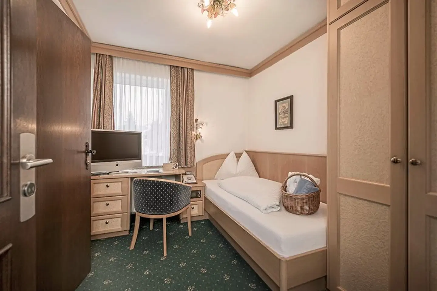 Alpina ROOM_EXAMPLE
