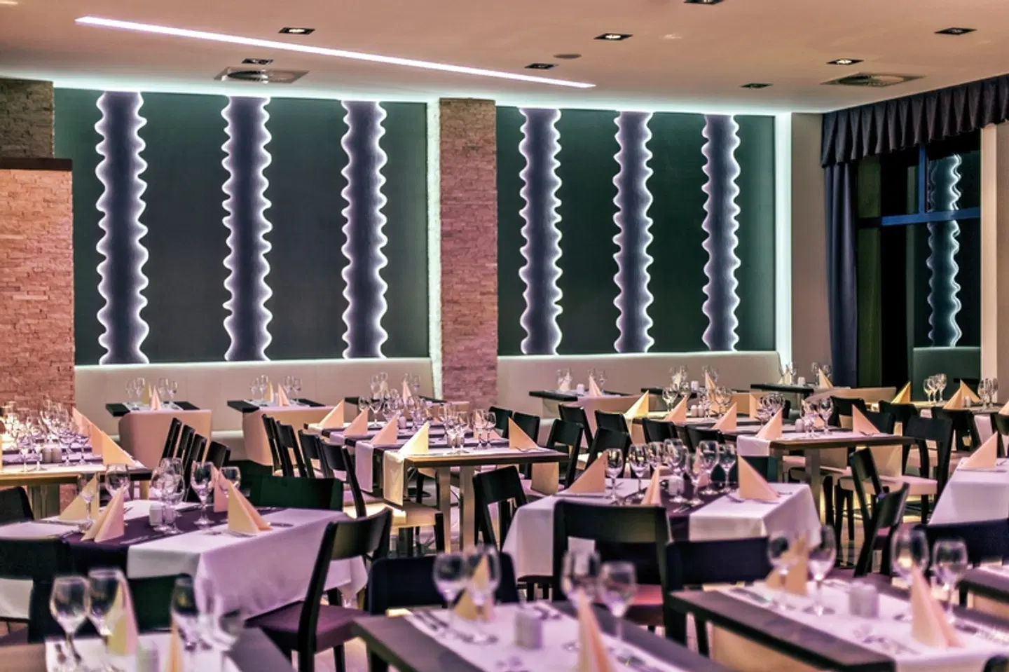 Premium Hotel Panorama Restaurant