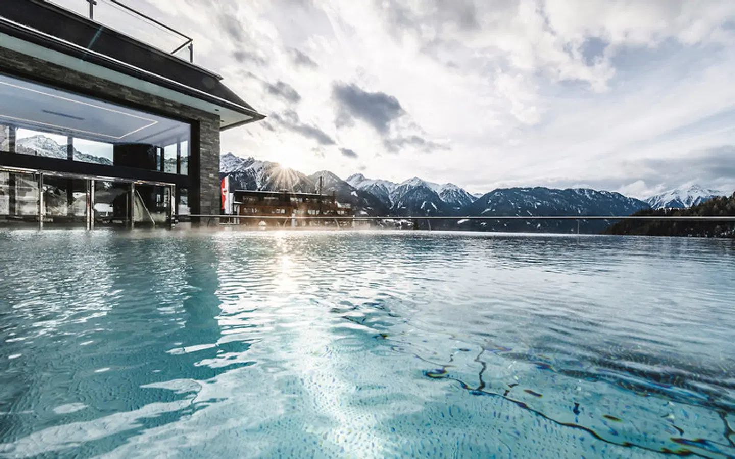 Wellnesshotel Cervosa - Gourmet & Spa OUTDOOR_POOL