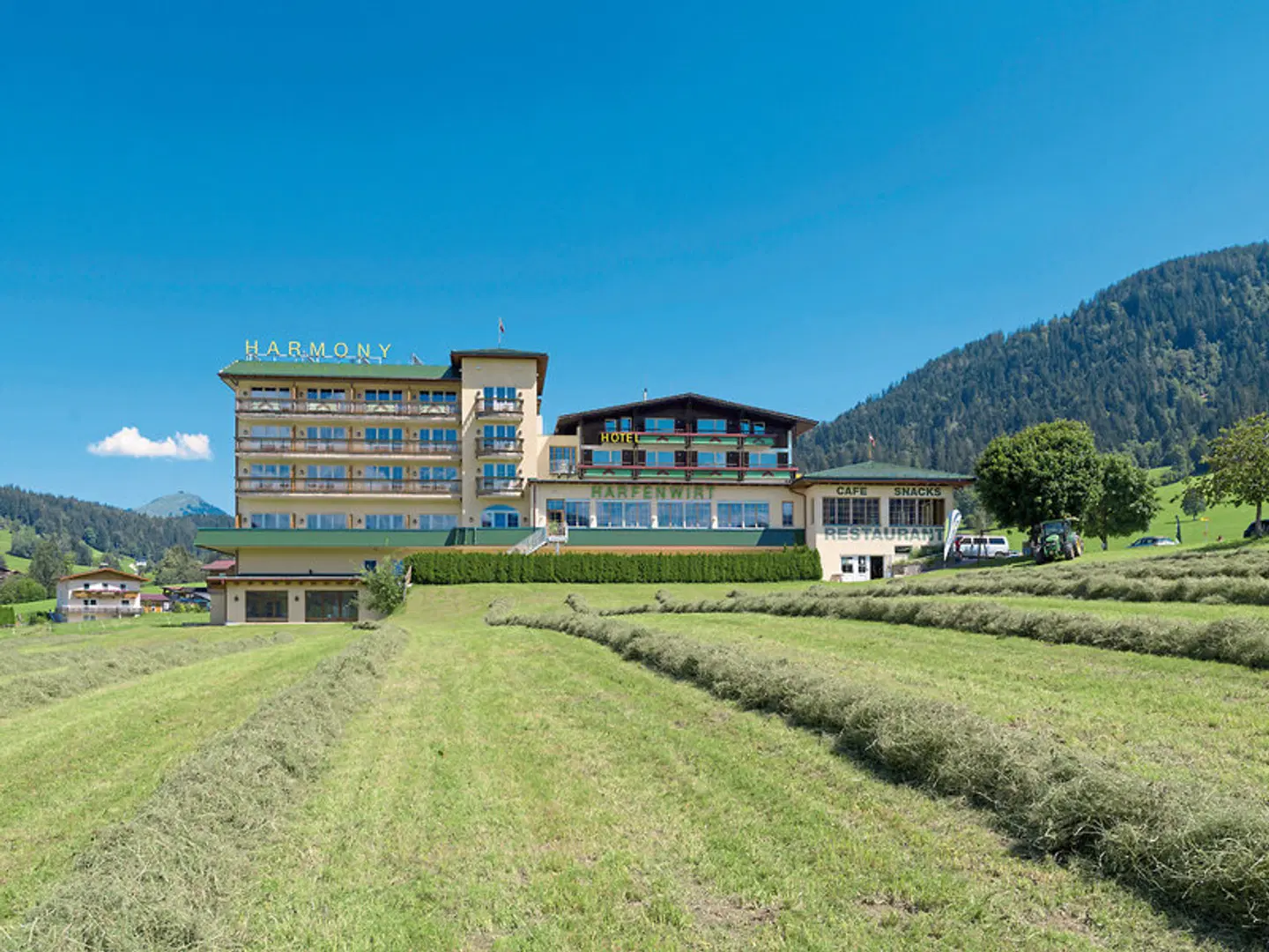 Hotel Harfenwirt & Nebenhaus EXTERIOR