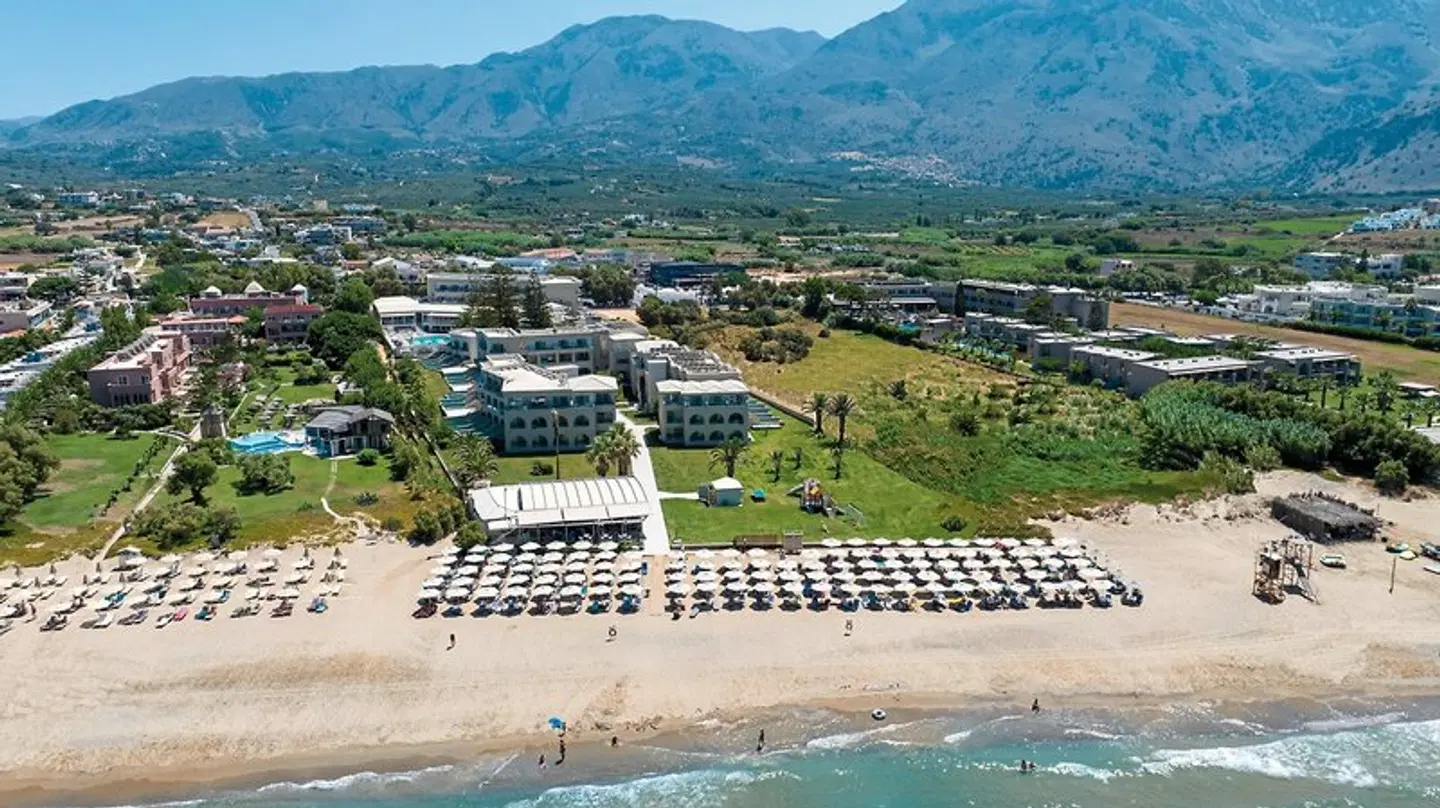 Vantaris Luxury Beach Resort EXTERIOR