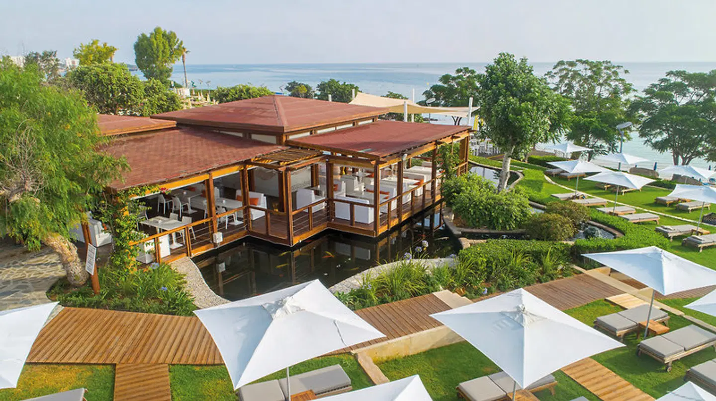 Capo Bay Hotel EXTERIOR