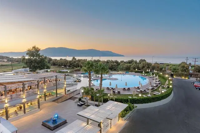 Georgioupolis Resort OUTDOOR_POOL