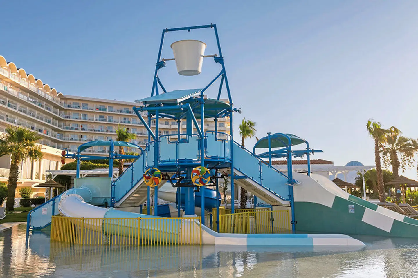 Pegasos Deluxe Beach Hotel Terrasse